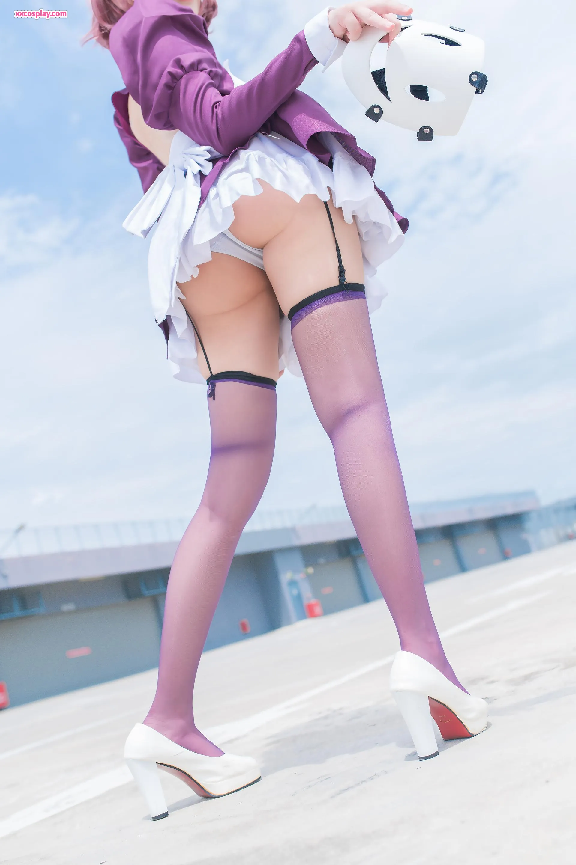 Plant Lily: Seductive Maid Mask